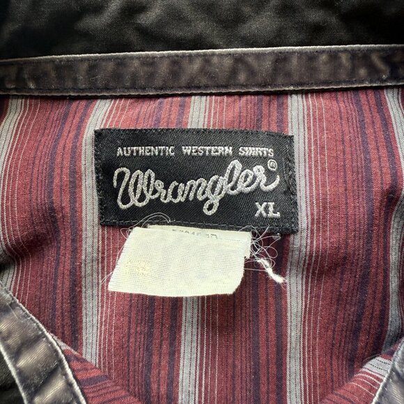 Wrangler XL Mens Long Sleeve Western Shirt Red Striped Snap Button Cowboy Style - Picture 3 of 6